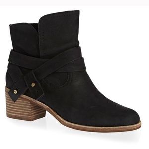 UGG Elora Black Suede Boots Size 10